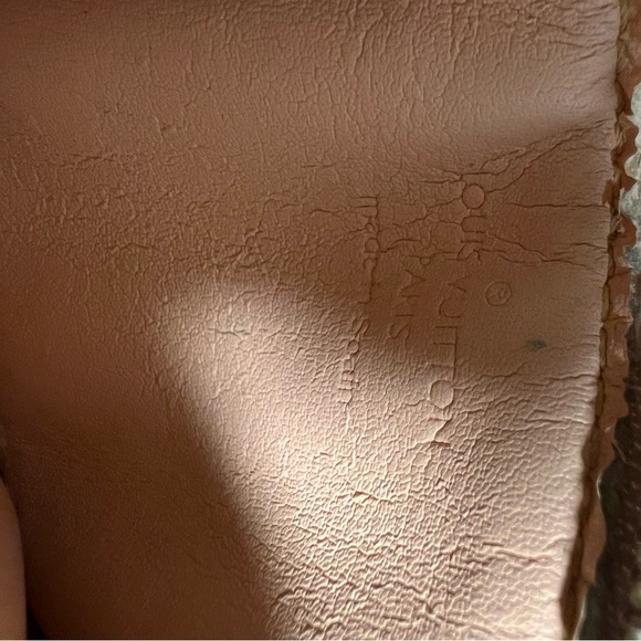 Louis Vuitton Murakami Key cles - Picture 7 of 7